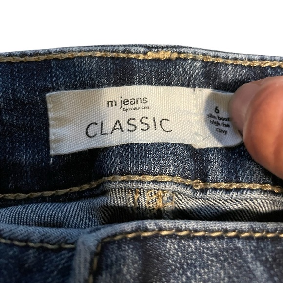 Maurice’s 
M jeans 
Size 6 
Slim boot
Curvy high rise flare - Picture 3 of 3